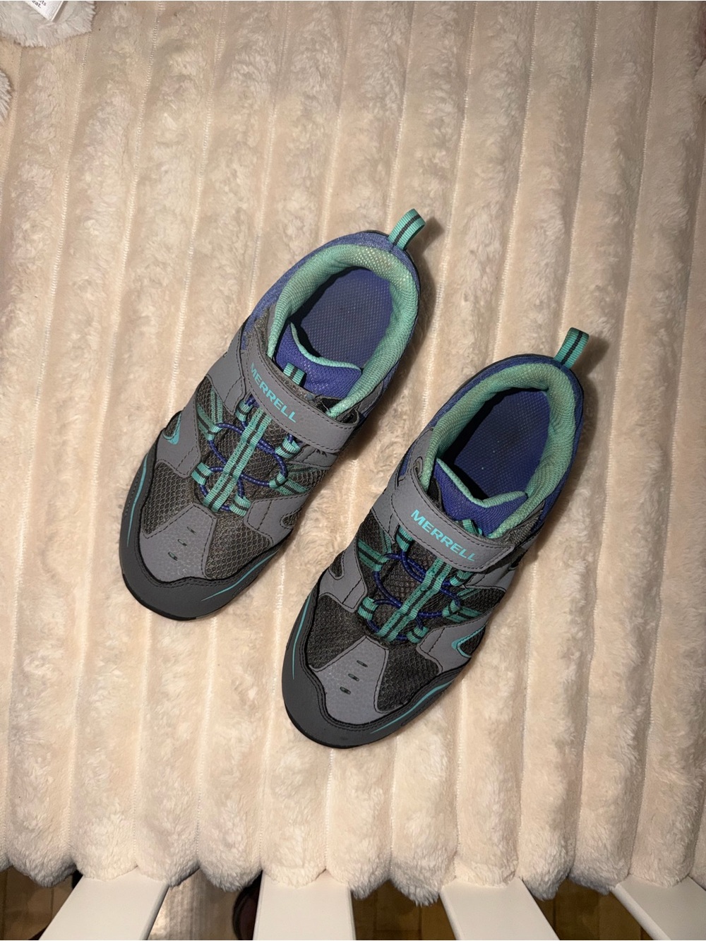 Merrell Men’s Gray and Teal Athletic Trail Shoes